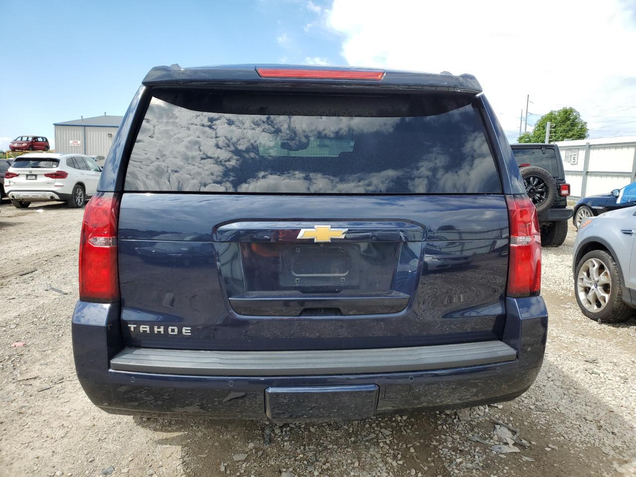 1GNSKBKC7HR344302 2017 Chevrolet Tahoe K1500 Lt