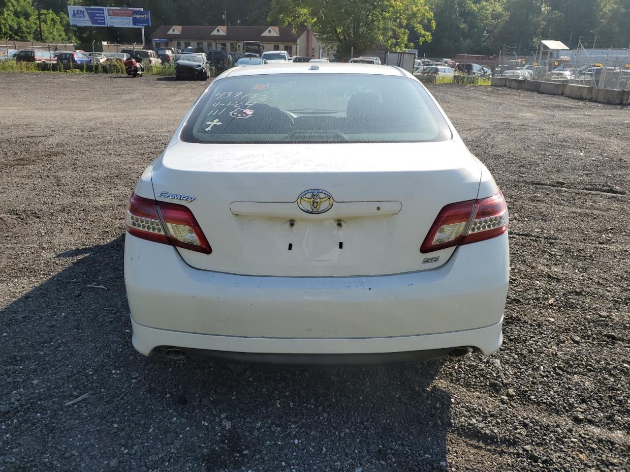 4T1BF3EK9AU551584 2010 Toyota Camry Base