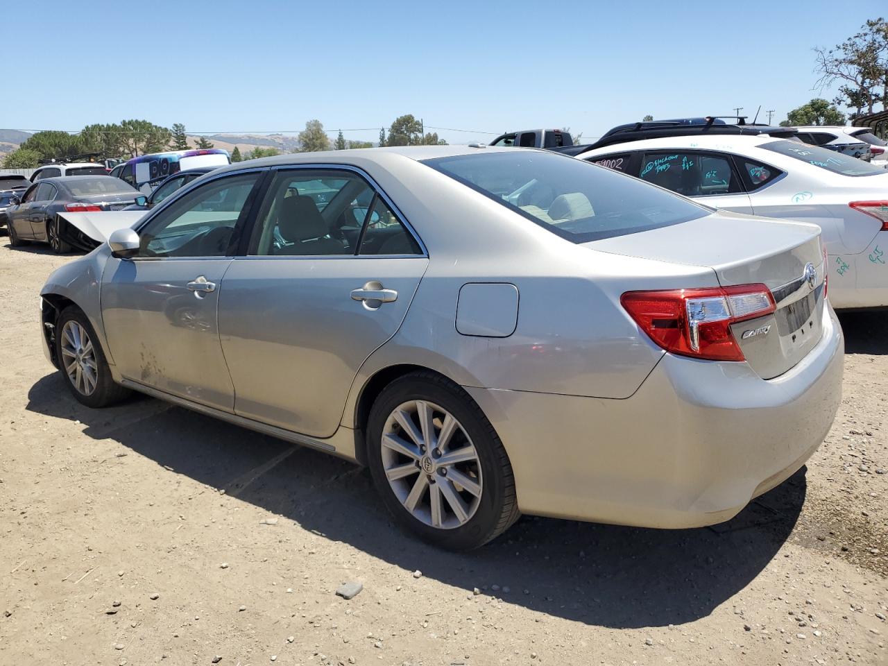 4T4BF1FK9ER400646 2014 Toyota Camry L