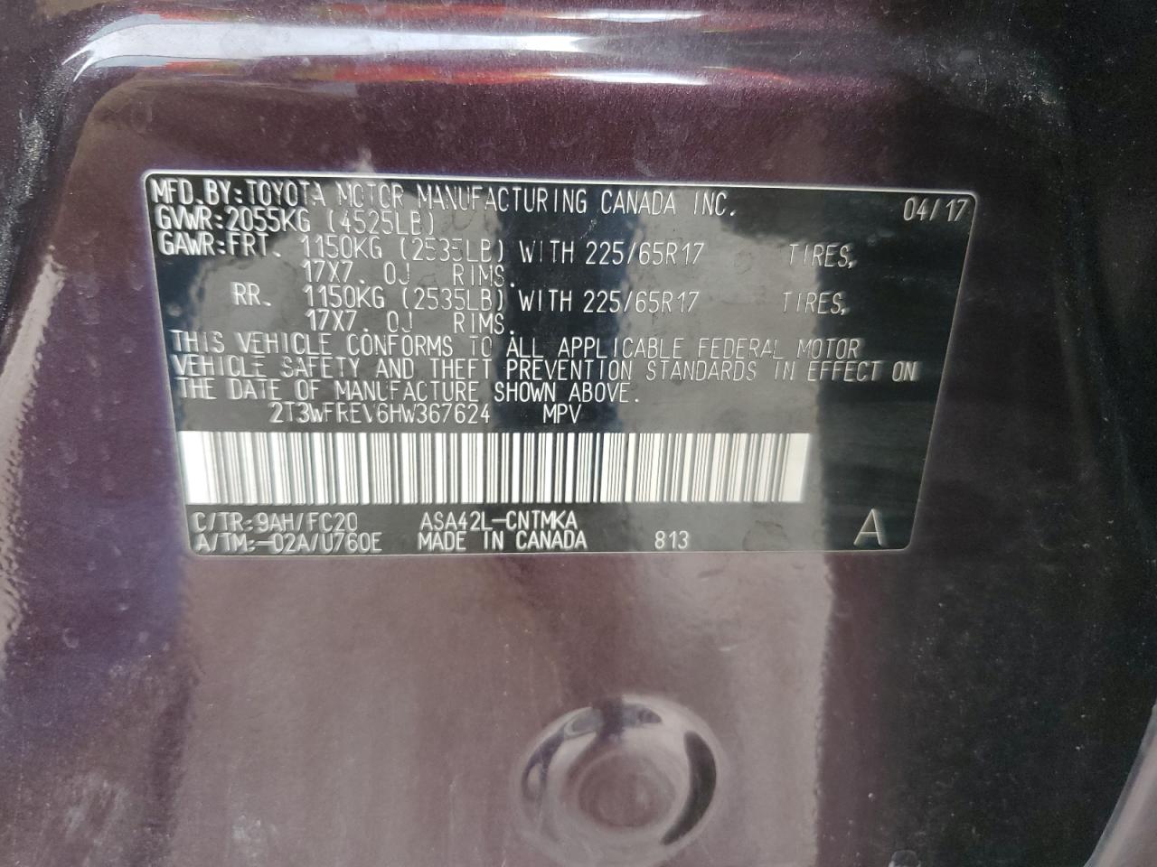 2T3WFREV6HW367624 2017 Toyota Rav4 Xle