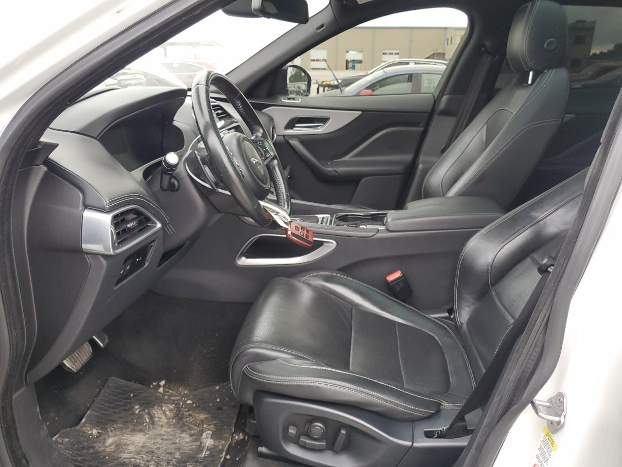 SADCL2BV6HA082500 2017 Jaguar F-Pace R - Sport