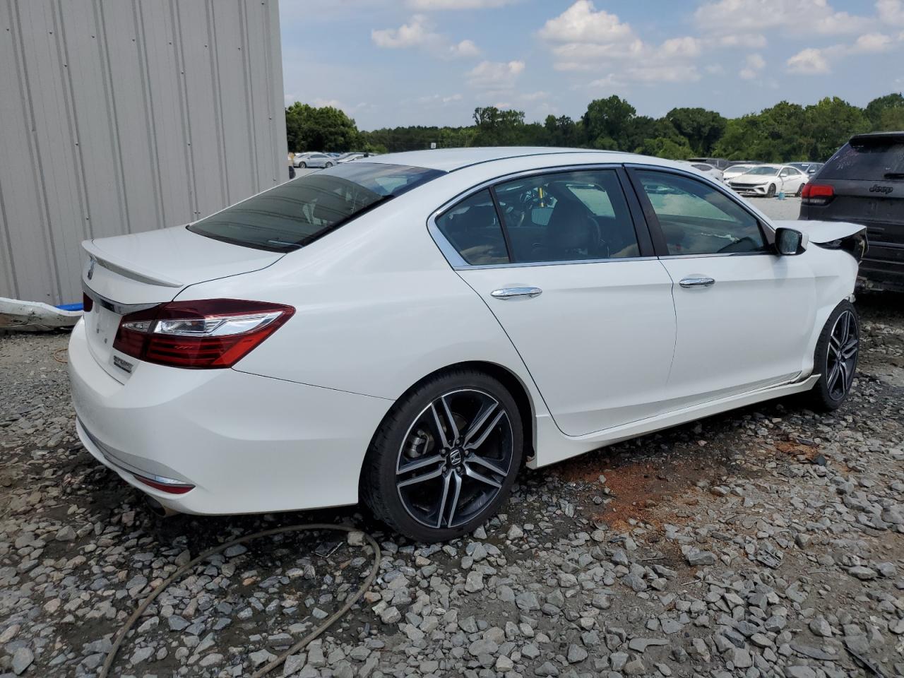 2017 Honda Accord Sport Special Edition vin: 1HGCR2F14HA088508