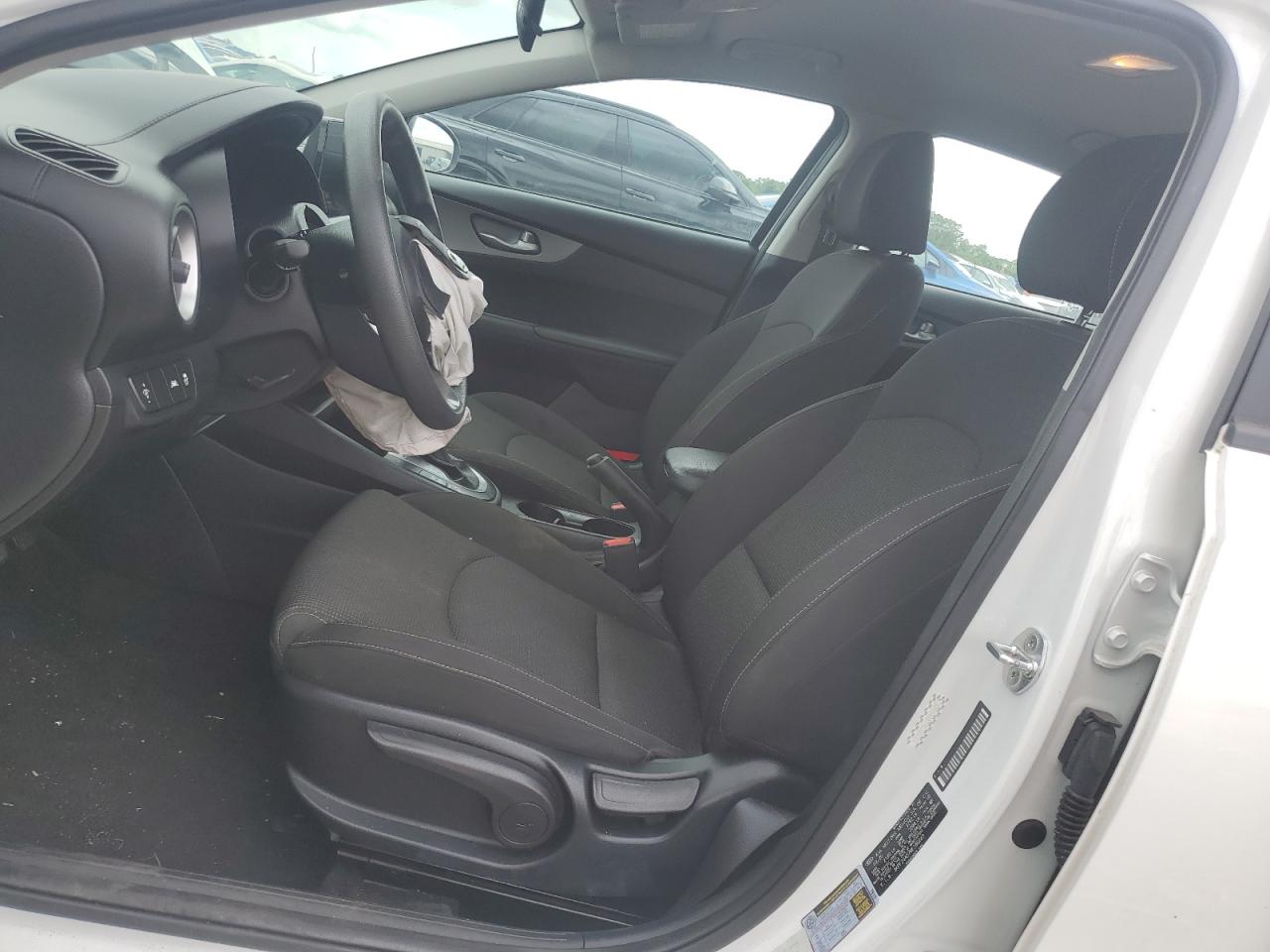 3KPF24AD7ME288223 2021 Kia Forte Fe