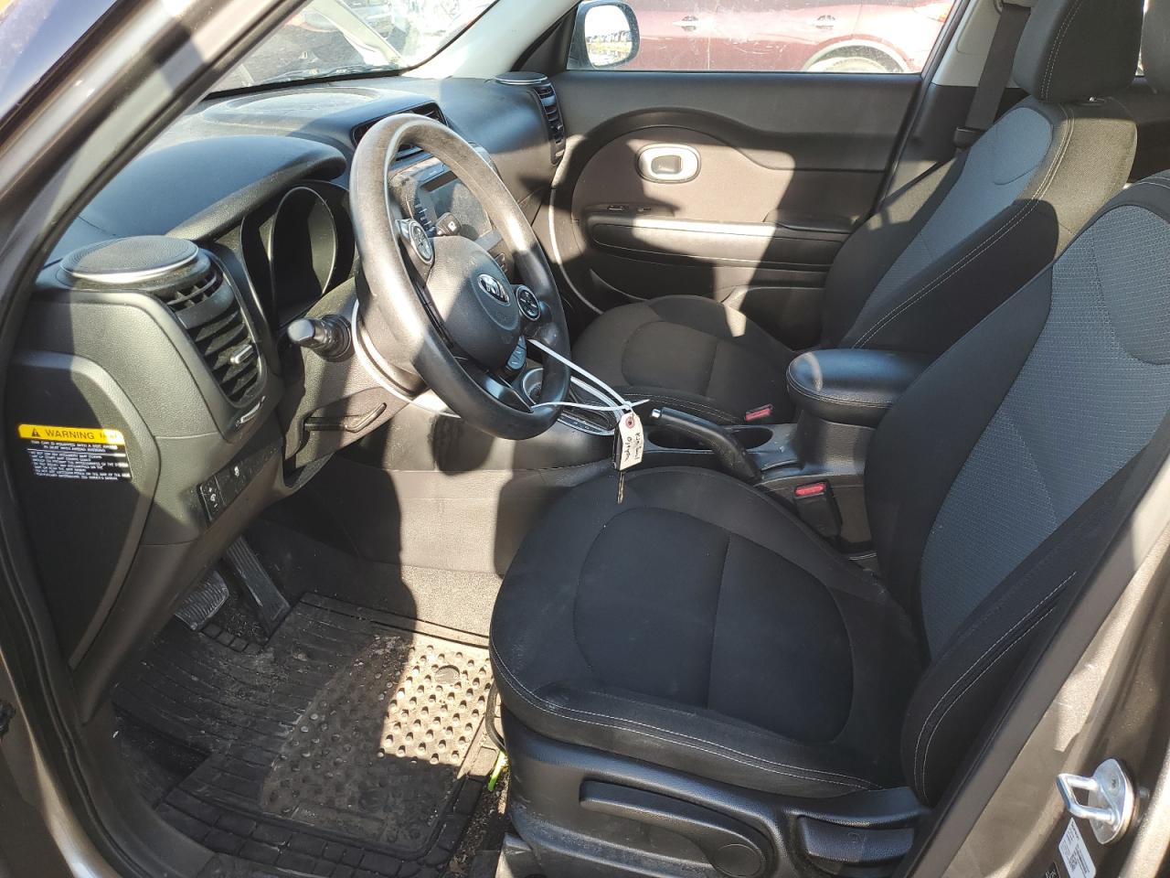 KNDJP3A59K7002559 2019 Kia Soul +