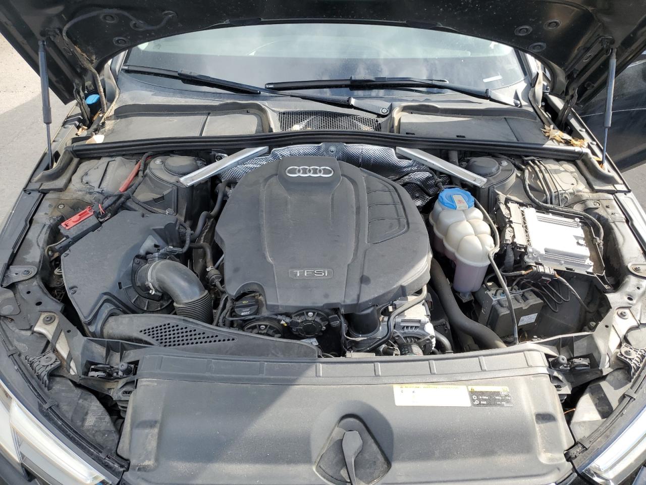 WAUKMAF40HN043004 2017 Audi A4 Ultra Premium