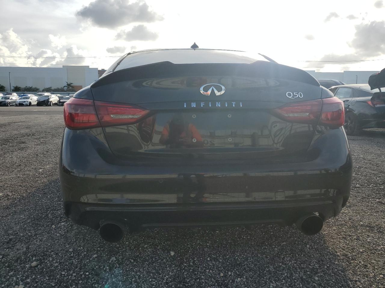 JN1EV7AP6JM357157 2018 Infiniti Q50 Luxe