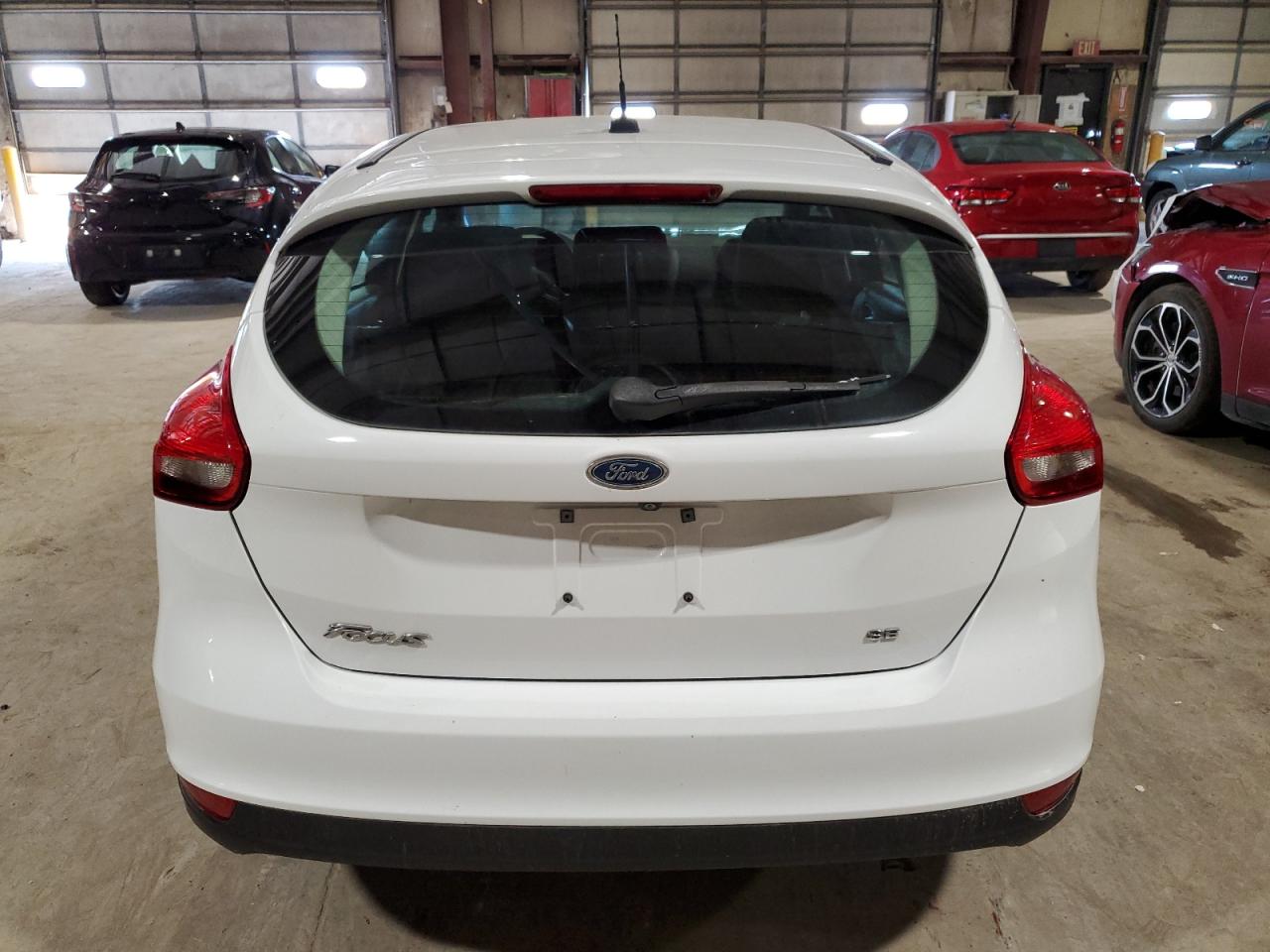 1FADP3K27FL282213 2015 Ford Focus Se