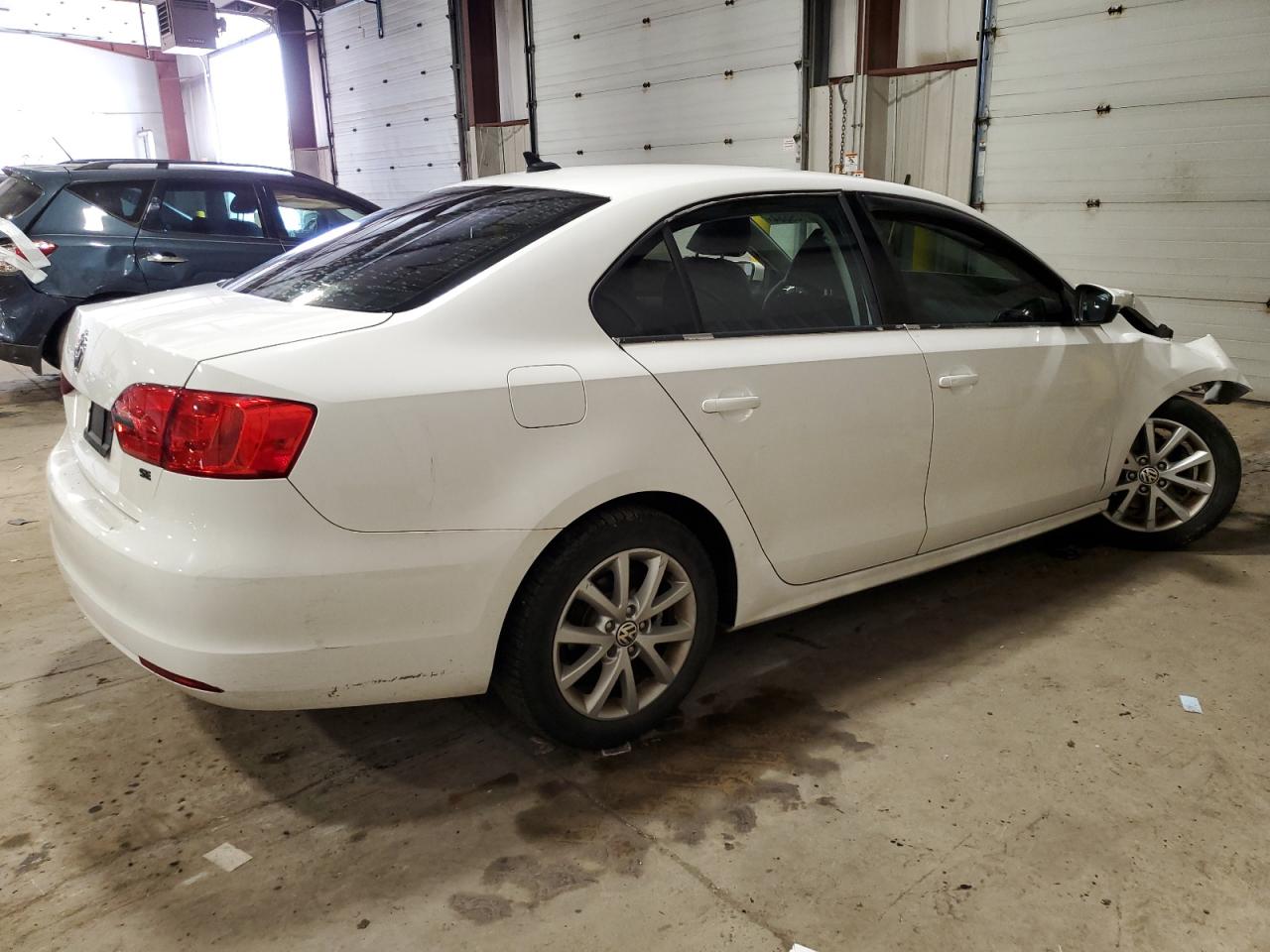 3VWD17AJ4EM375387 2014 Volkswagen Jetta Se