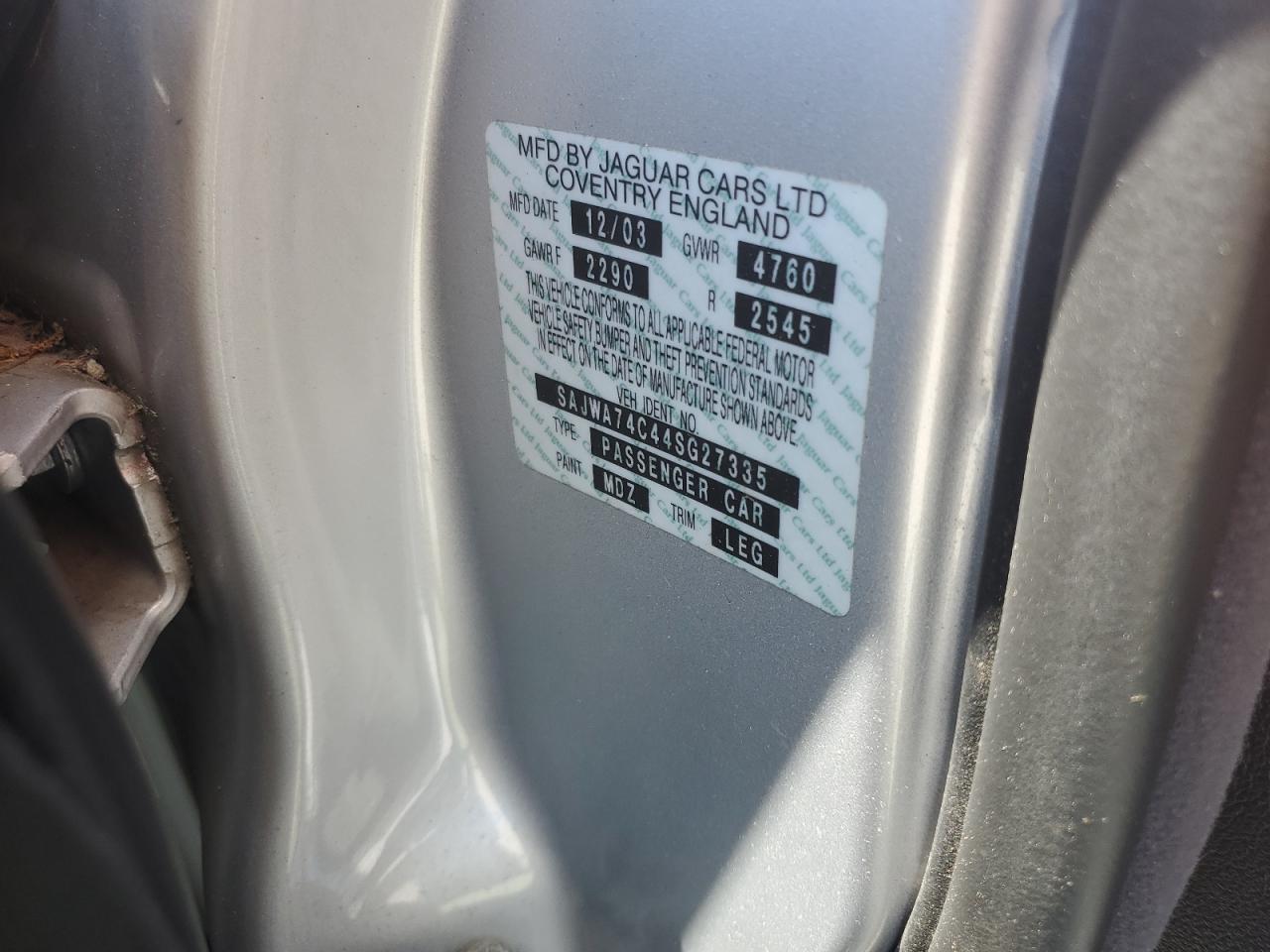 SAJWA74C44SG27335 2004 Jaguar Vandenplas