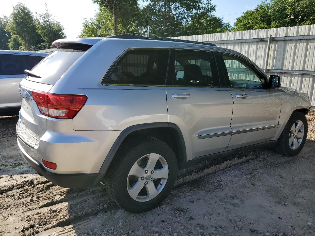 1J4RS4GGXBC521248 2011 Jeep Grand Cherokee Laredo