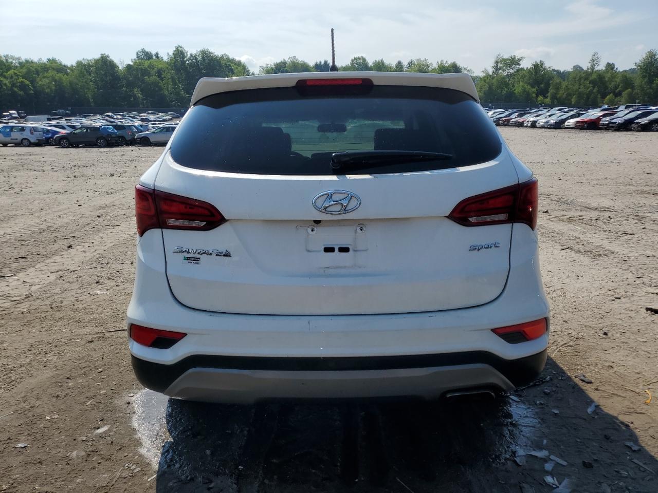 2018 Hyundai Santa Fe Sport vin: 5XYZT3LB3JG523781