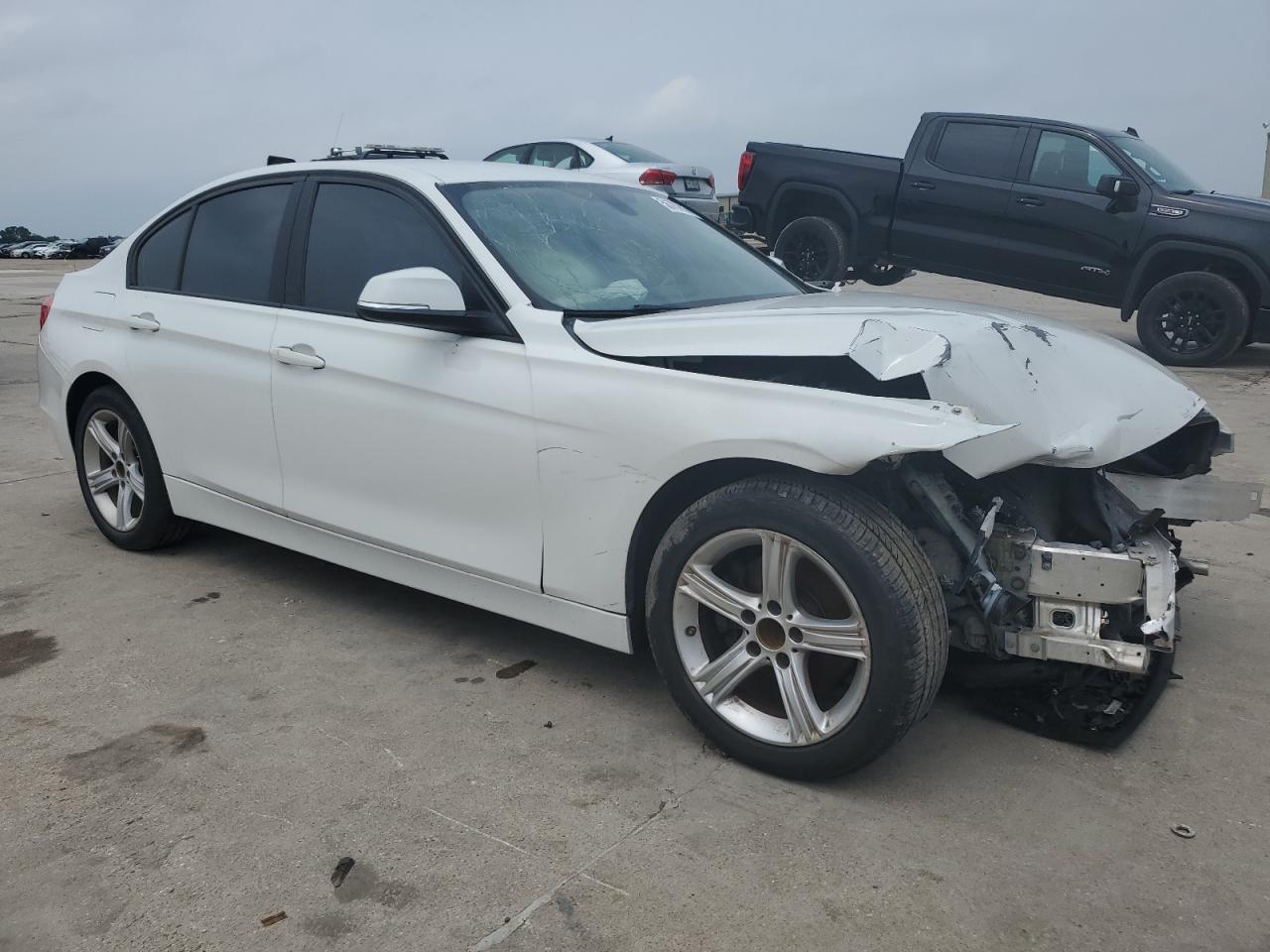 2014 BMW 320 I vin: WBA3B1G54ENN90449