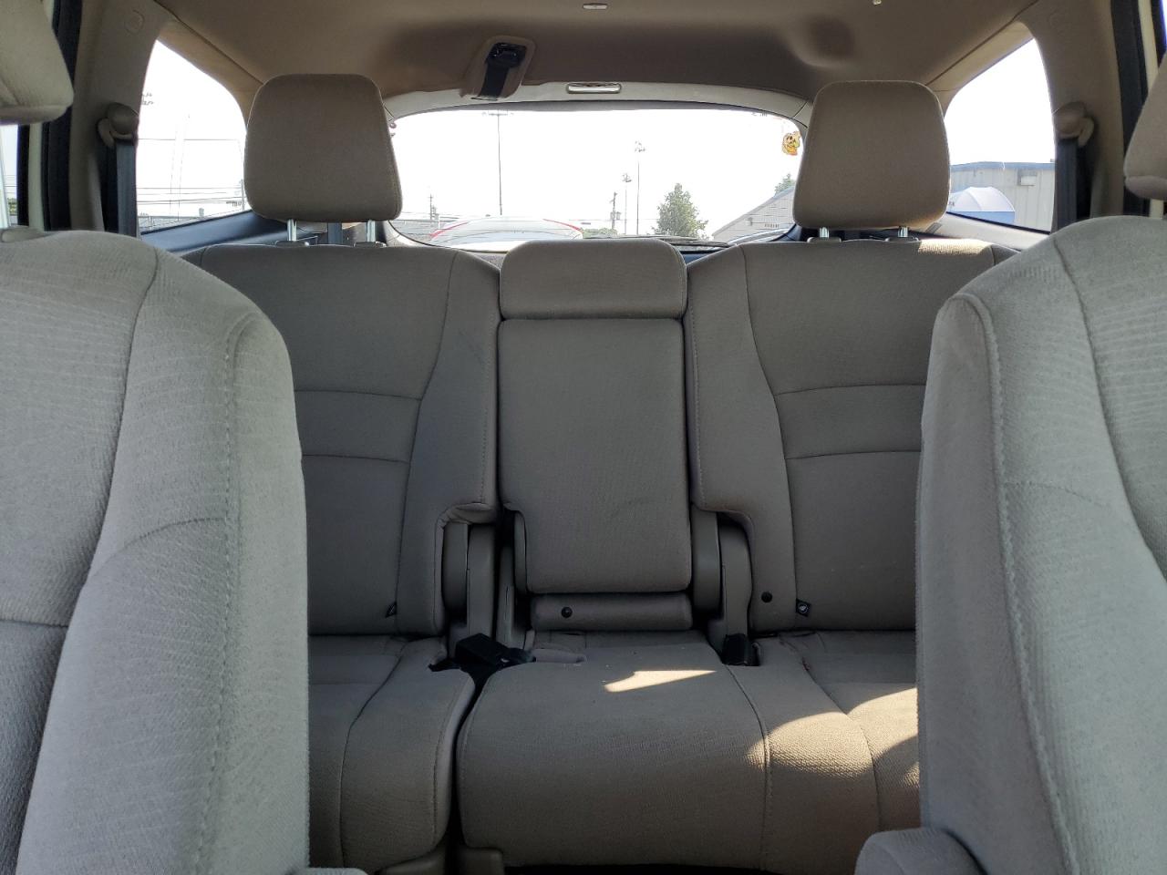 5FNYF6H1XHB006256 2017 Honda Pilot Lx