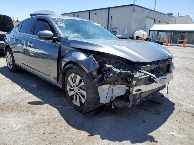 1N4BL4BV1LC259055 Nissan Altima S 4