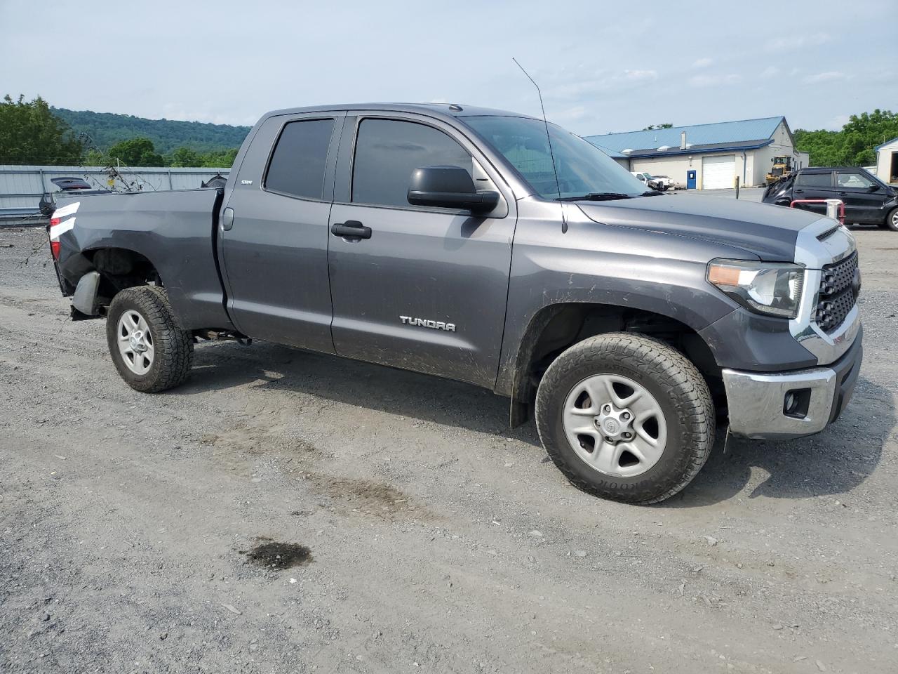 5TFUM5F11JX078542 2018 Toyota Tundra Double Cab Sr/Sr5