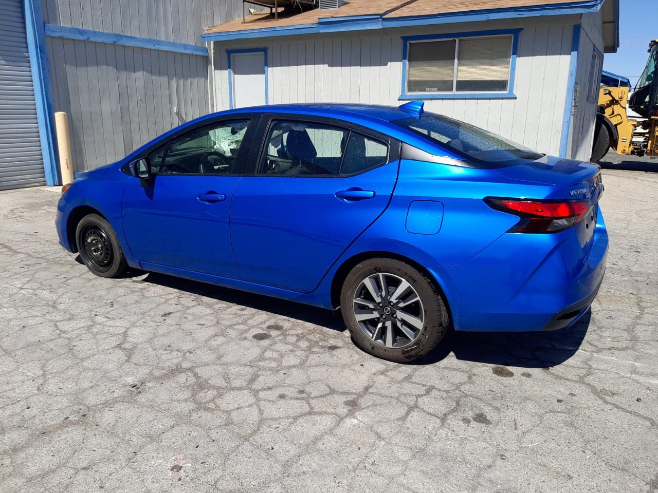 3N1CN8EV5ML885695 NISSAN VERSA 2021