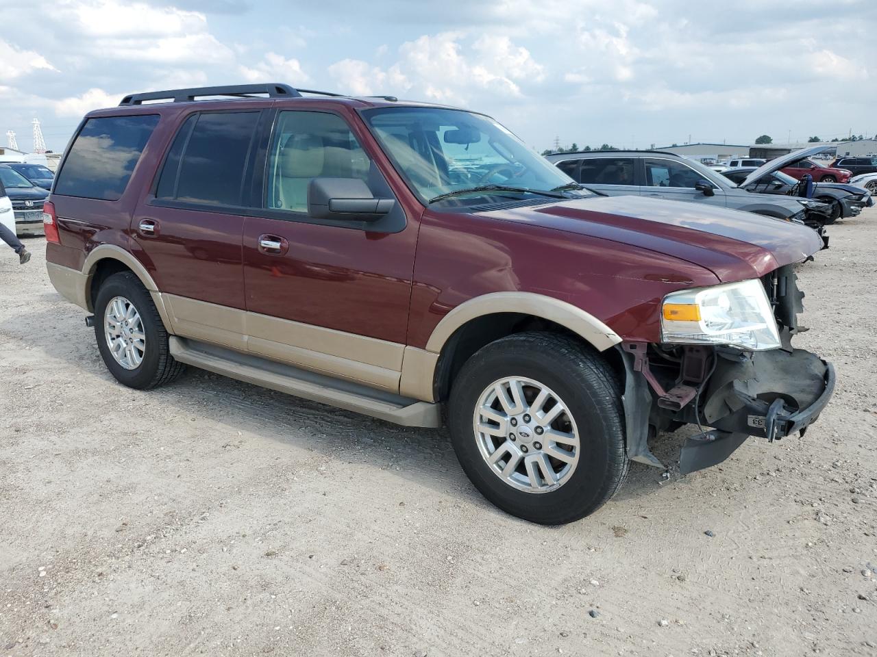 1FMJU1H58DEF08915 2013 Ford Expedition Xlt