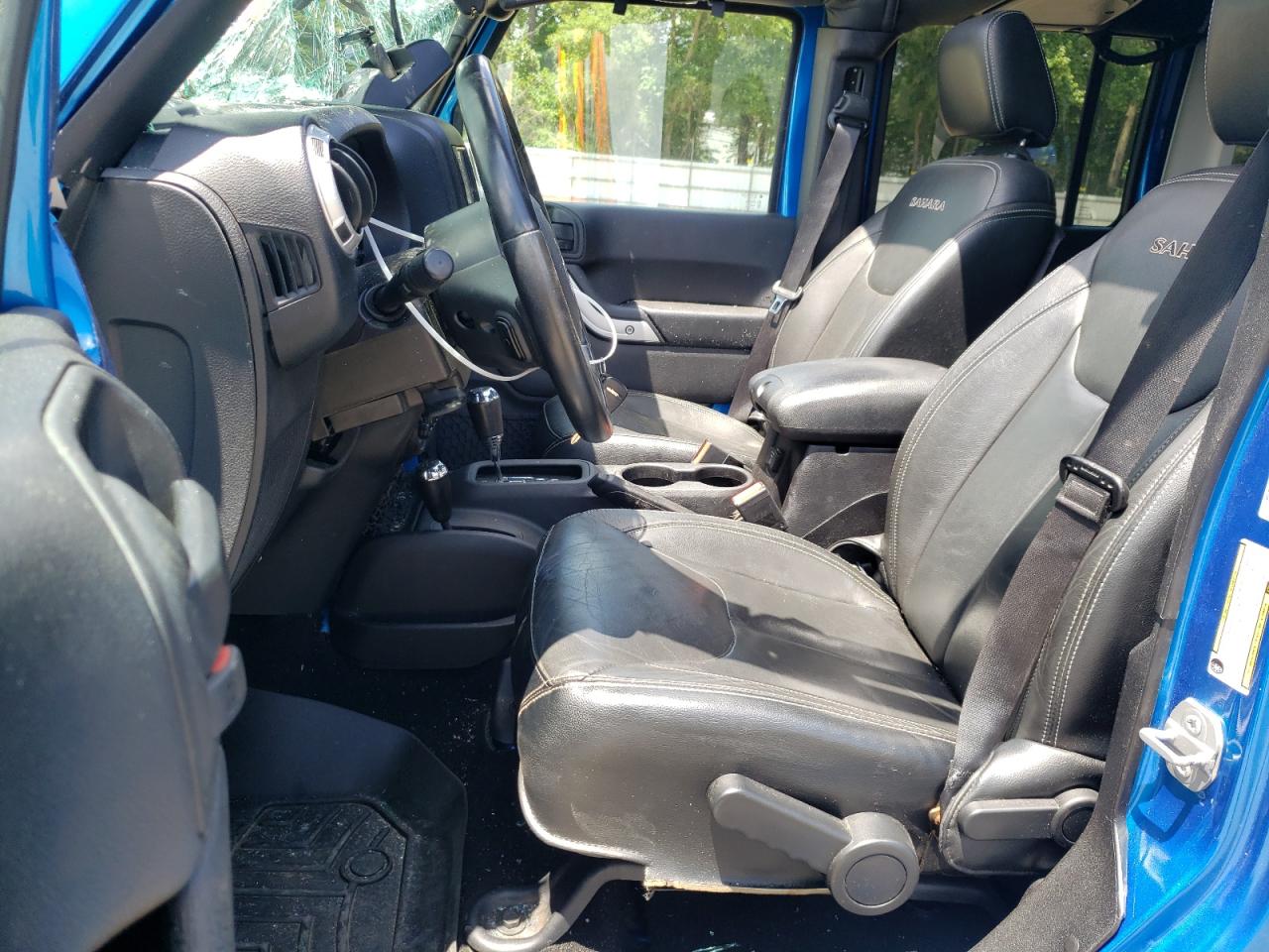 1C4BJWEG8GL170419 2016 Jeep Wrangler Unlimited Sahara