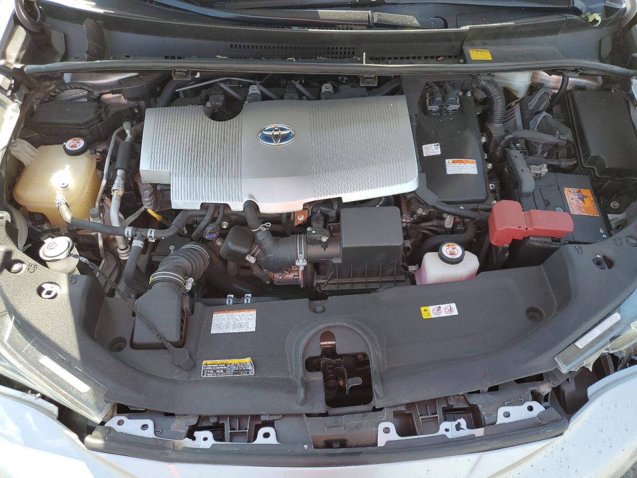 JTDKBRFU2J3598996 2018 Toyota Prius