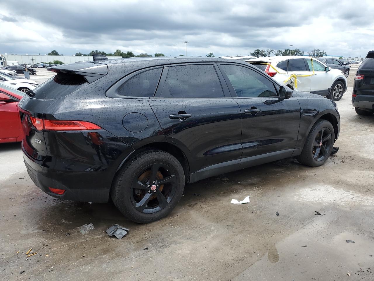 2017 Jaguar F-Pace Premium vin: SADCJ2BN6HA087007