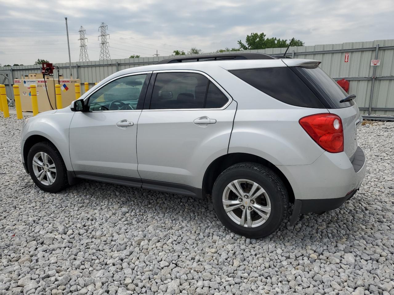 2GNALBEK0F6377825 2015 Chevrolet Equinox Lt