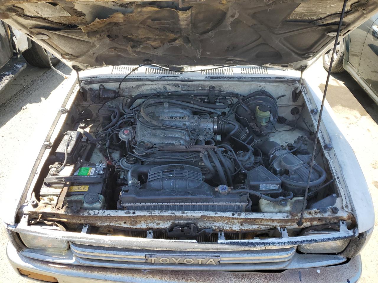 JT4VN82N8L5003444 1990 Toyota Pickup 1 Ton Long Bed Dlx