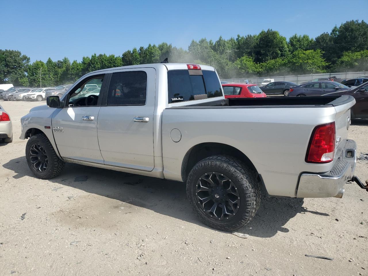 1C6RR7LM6FS748969 2015 Ram 1500 Slt