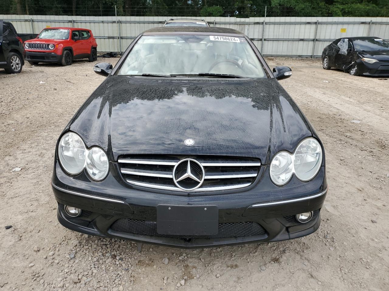 WDBTK72G57T084687 2007 Mercedes-Benz Clk 550