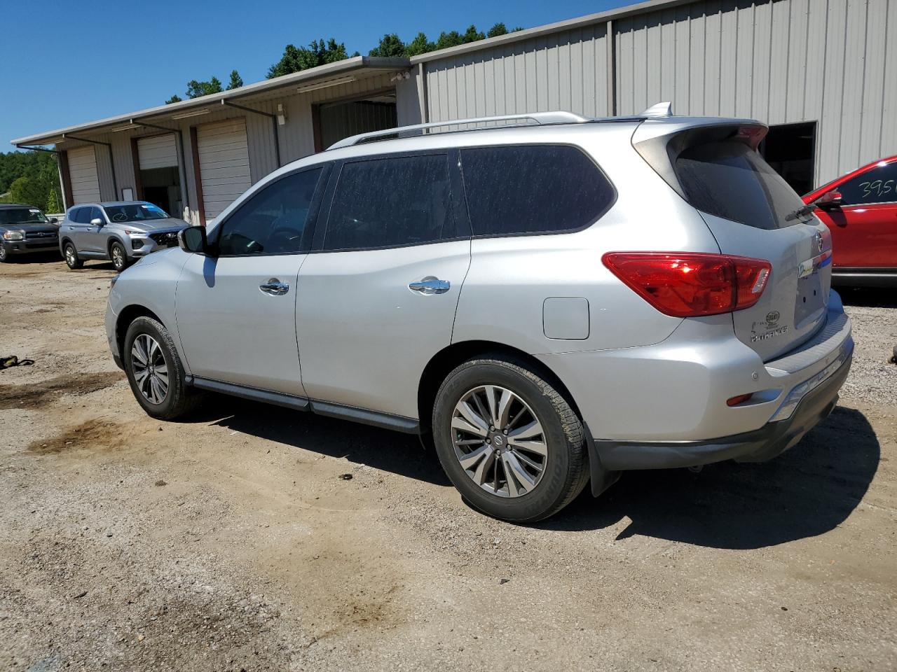 2020 Nissan Pathfinder Sv vin: 5N1DR2BN1LC616252