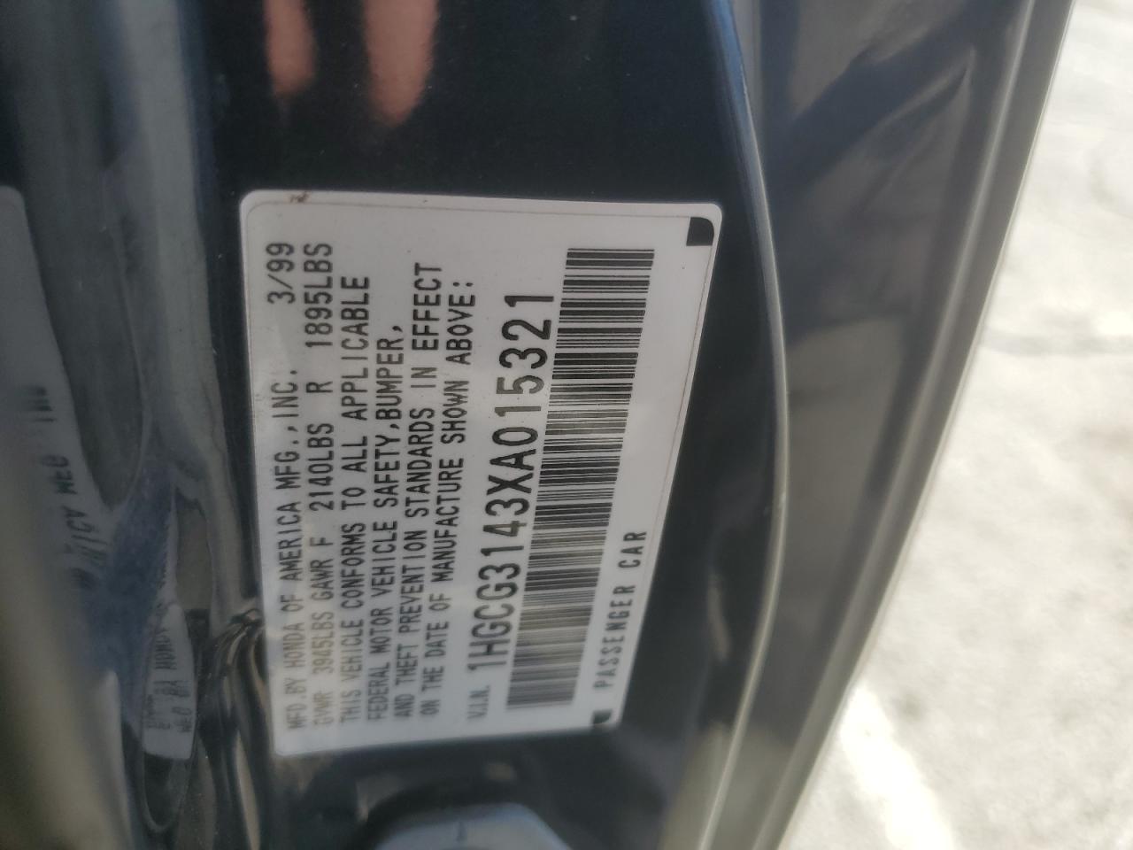 1HGCG3143XA015321 1999 Honda Accord Lx