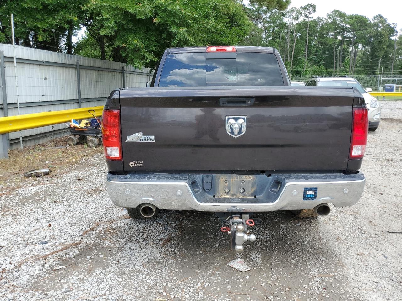 3C6RR6LT9HG640471 2017 Ram 1500 Slt