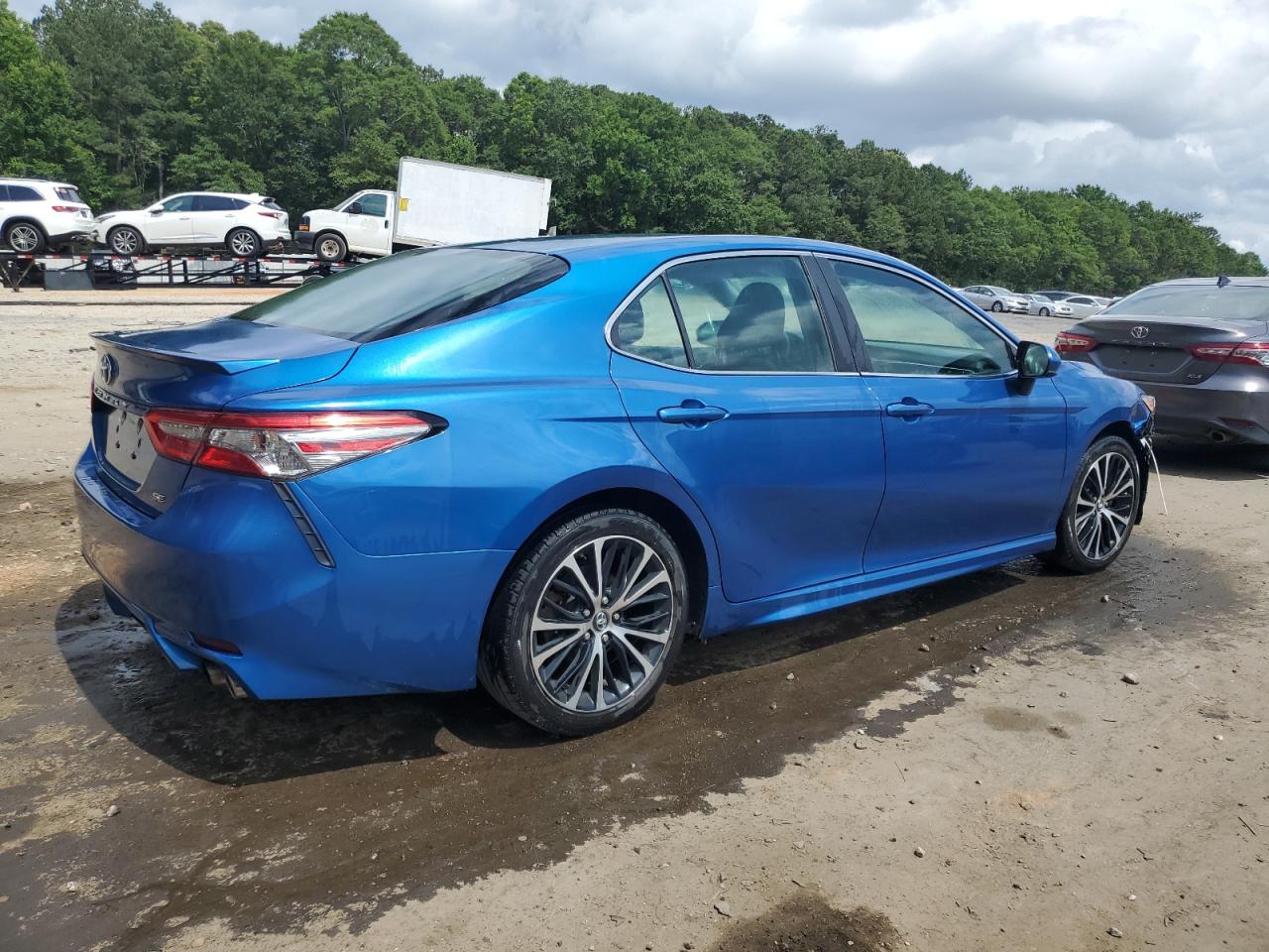 4T1B11HK9JU007097 TOYOTA CAMRY 2018
