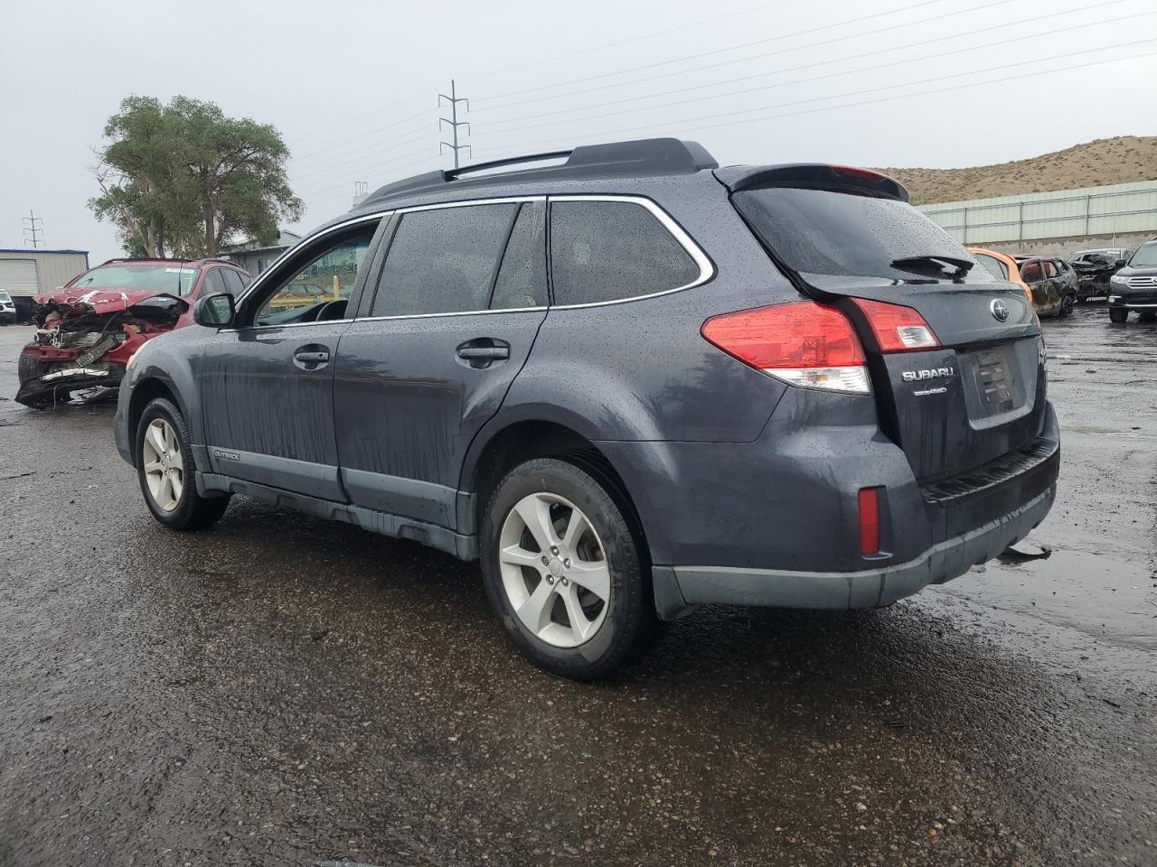 2013 Subaru Outback 2.5I Premium vin: 4S4BRBGC3D3247636