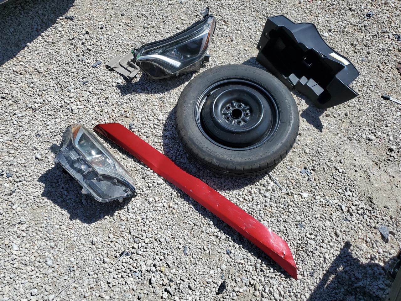 JTMZFREV9HJ123851 2017 Toyota Rav4 Le