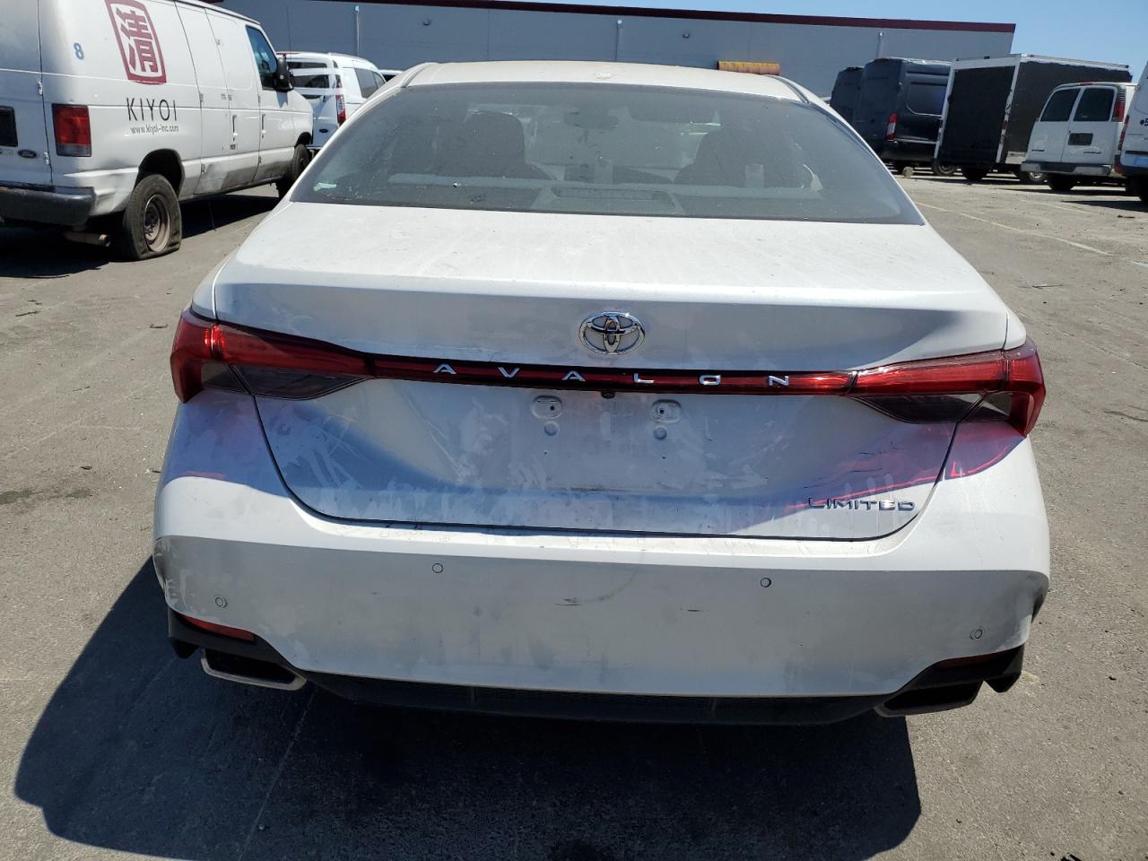 4T1BZ1FB2KU027527 2019 Toyota Avalon Xle