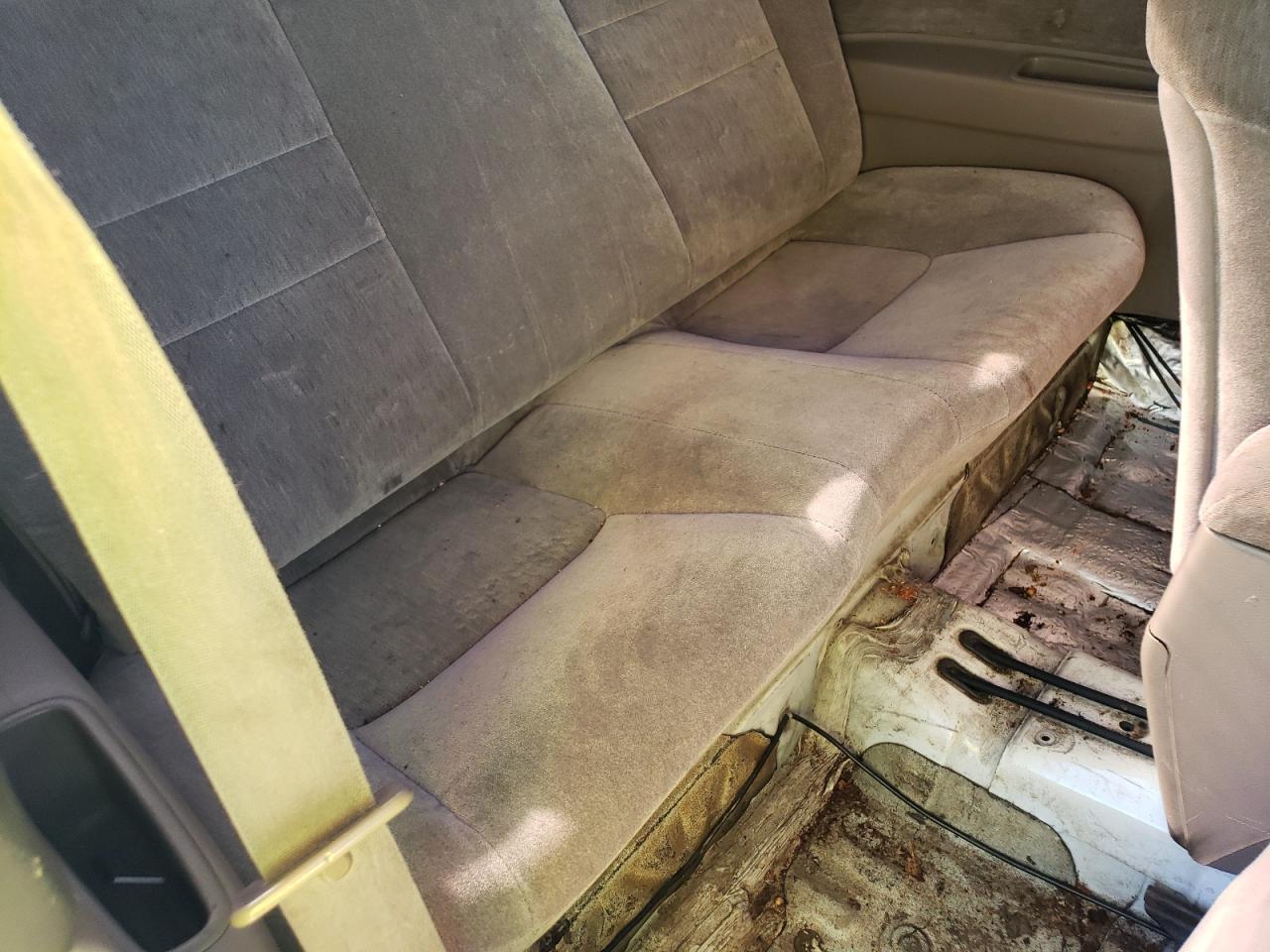 1HGCD7232SA025501 1995 Honda Accord Lx