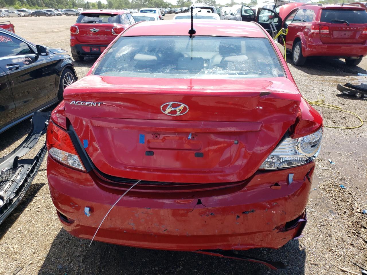 KMHCU4AE1DU275552 2013 Hyundai Accent Gls