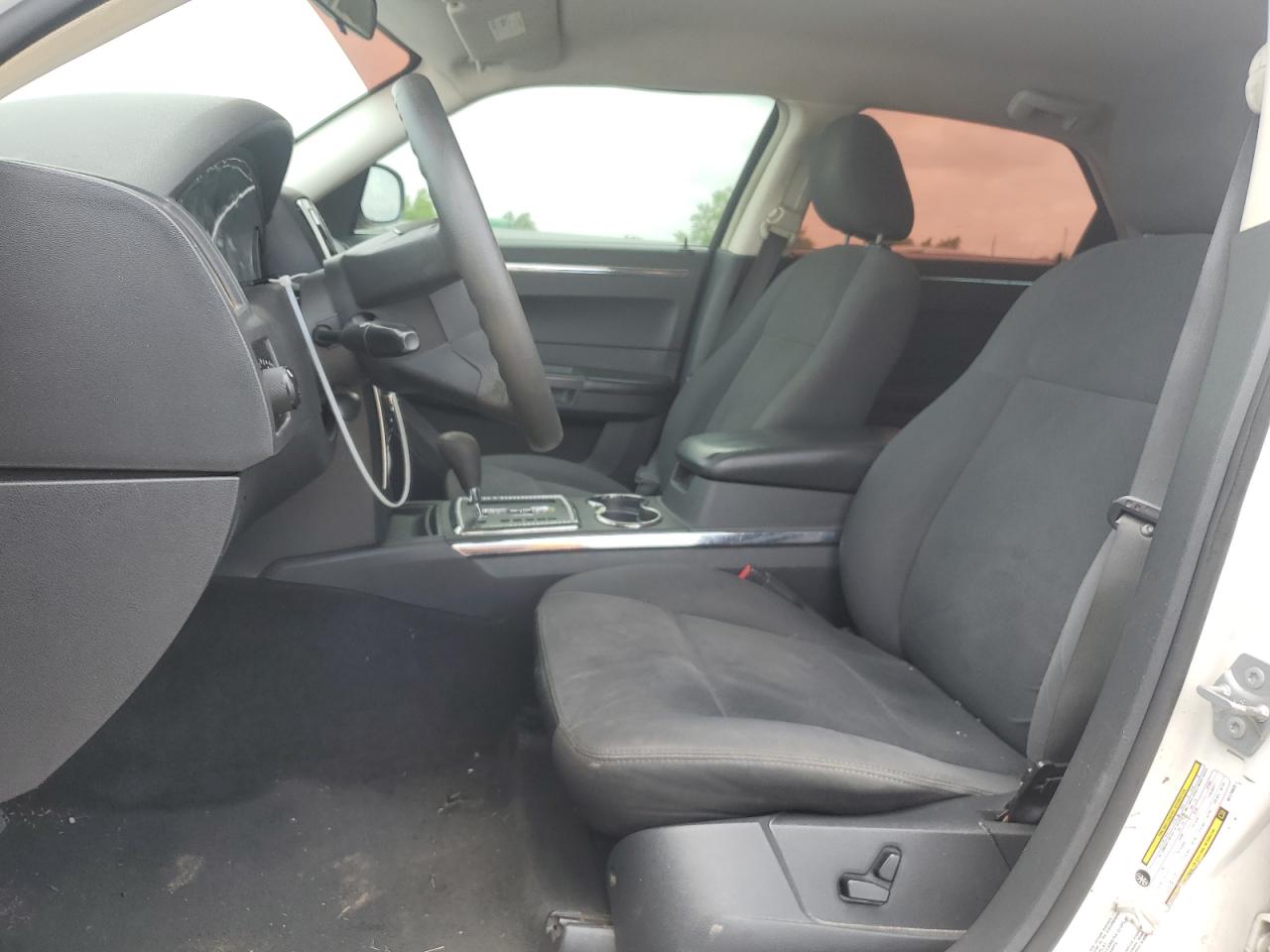 2C3CA4CD7AH176920 2010 Chrysler 300 Touring