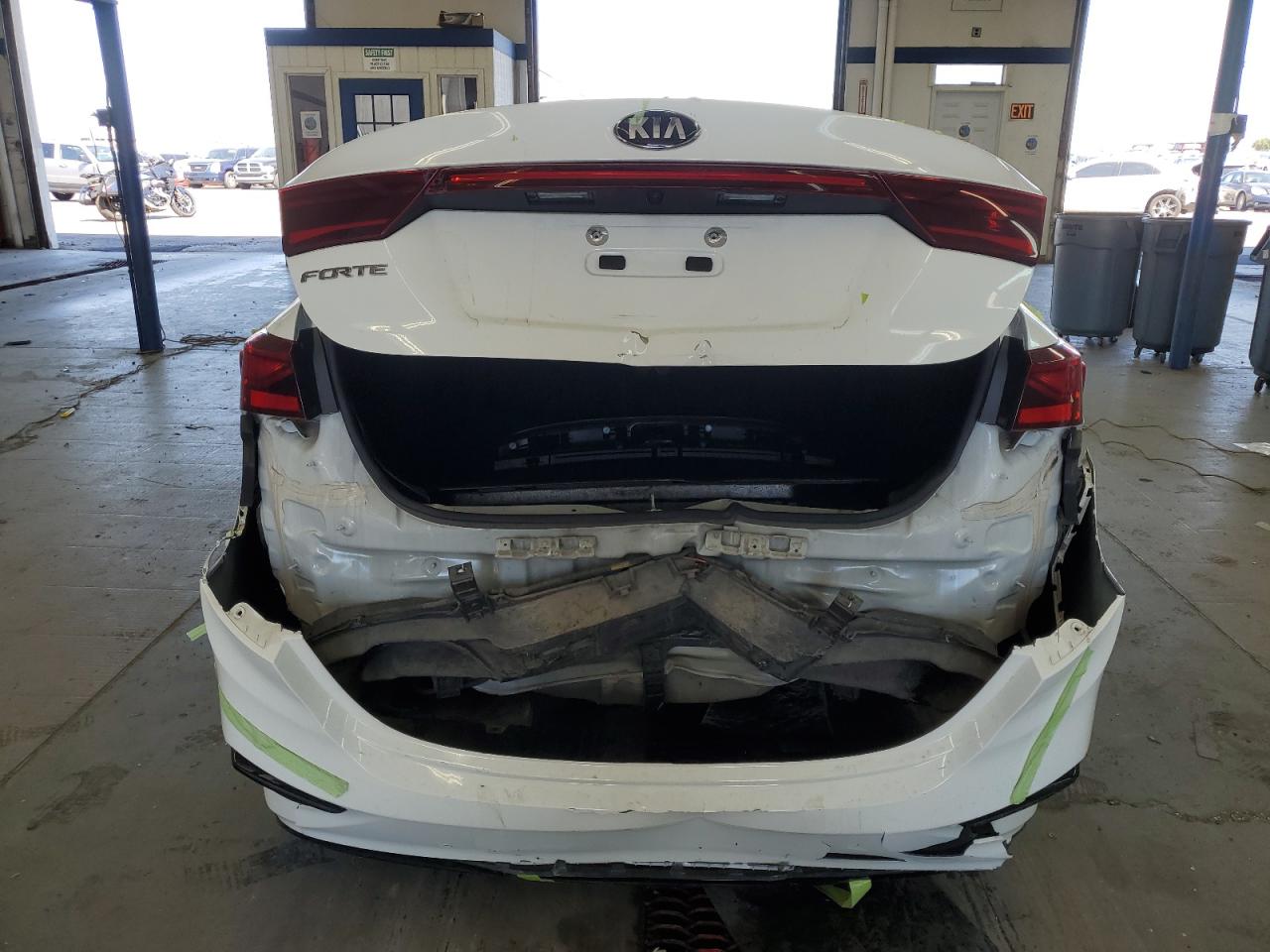 3KPF24AD3ME310329 2021 Kia Forte Fe