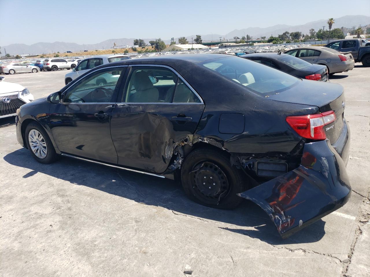 2014 Toyota Camry L vin: 4T4BF1FKXER382691