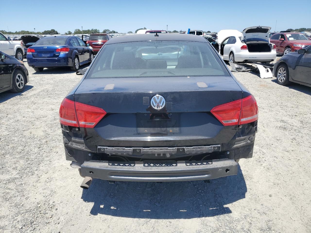 1VWAP7A39CC037565 2012 Volkswagen Passat S