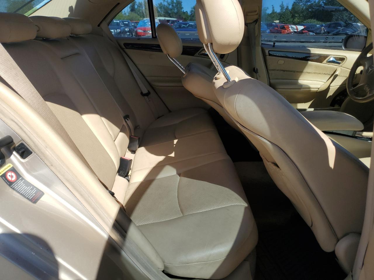 WDBRF61J72F253086 2002 Mercedes-Benz C 240