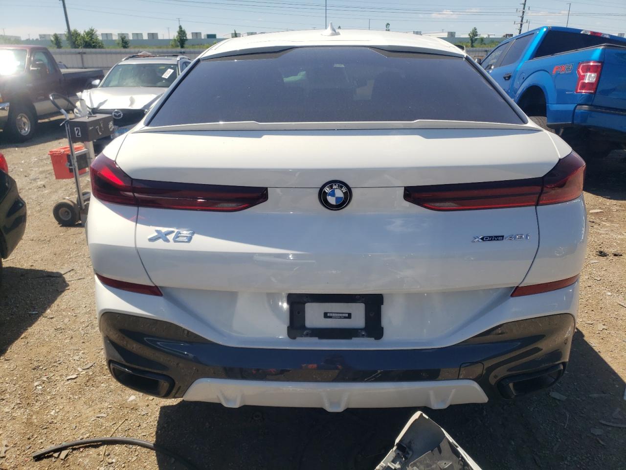 5UXCY6C06N9L73565 2022 BMW X6 xDrive40I