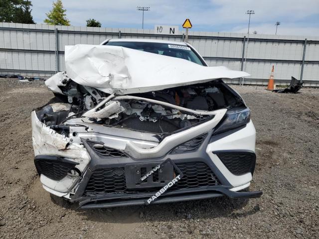 VIN 4T1G11AK0MU415315 2021 Toyota Camry, SE no.5