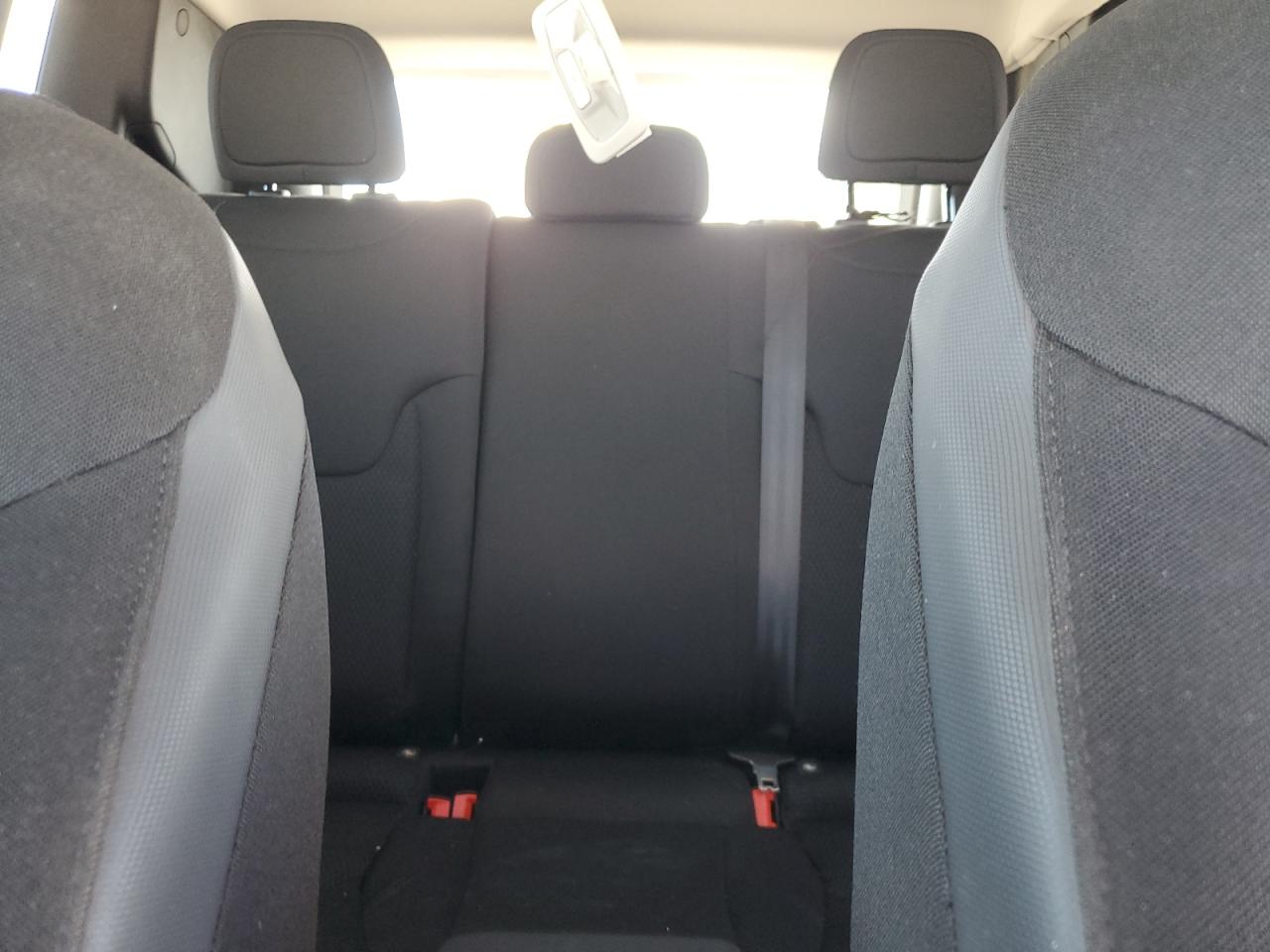 ZACCJABB4JPH45604 2018 Jeep Renegade Latitude