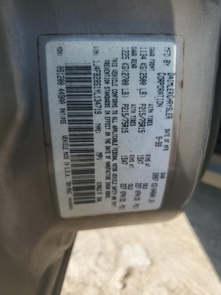 1J4FB28S1YL134719 2000 Jeep Cherokee Se