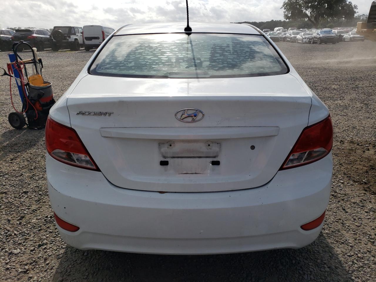 KMHCT4AE8FU901247 2015 Hyundai Accent Gls