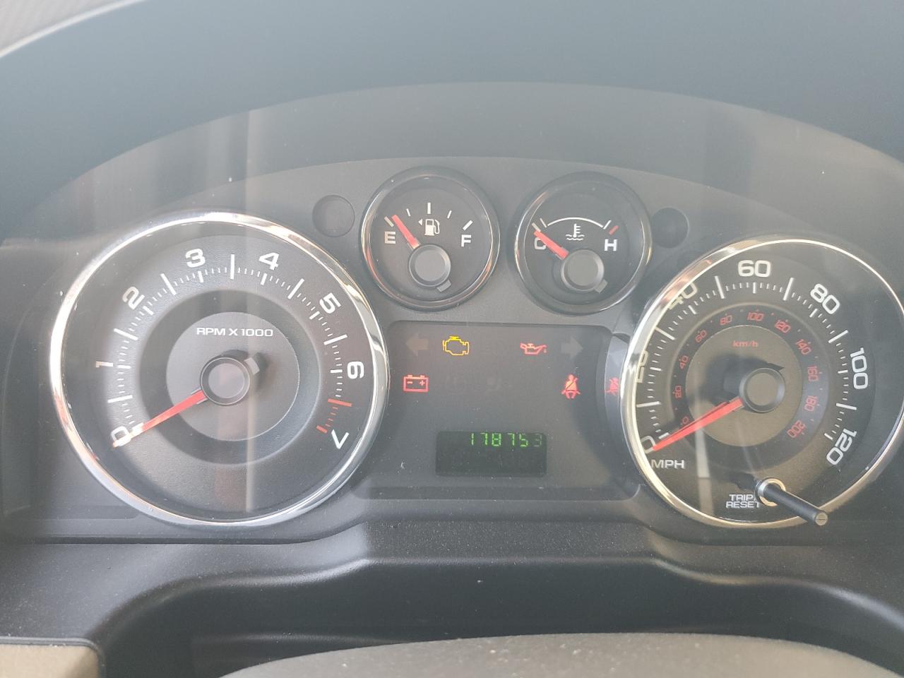 2FMDK36C27BA61725 2007 Ford Edge Se