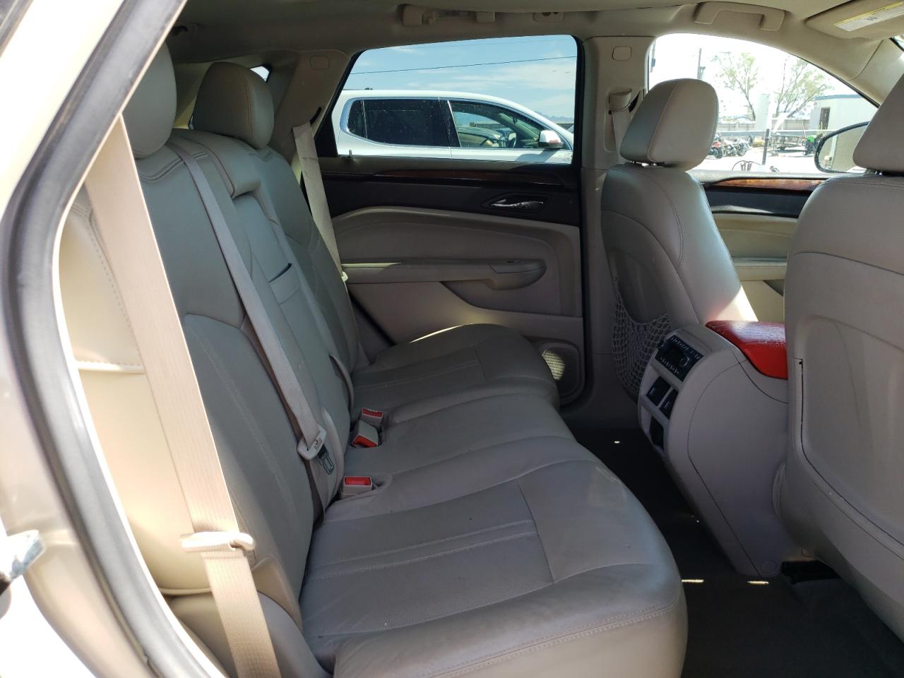 3GYFNCEY6BS670704 2011 Cadillac Srx Premium Collection