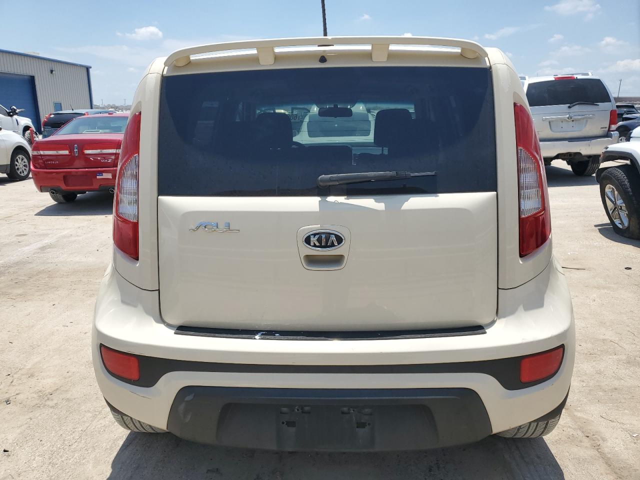 KNDJT2A5XC7452874 2012 Kia Soul